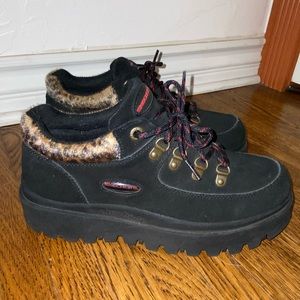 Skechers y2k platforms